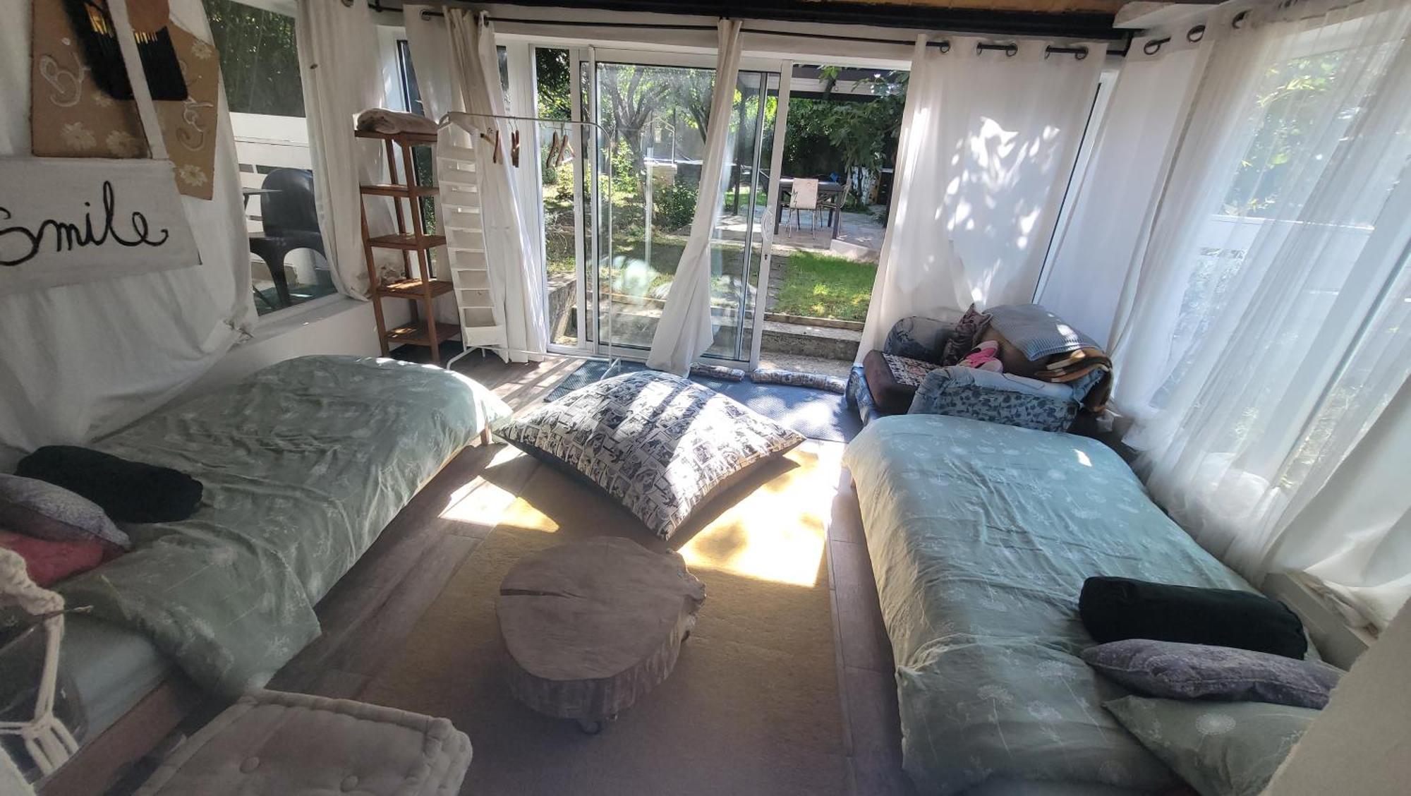 Appartement, Atelier D'Artiste Chelles  Luaran gambar